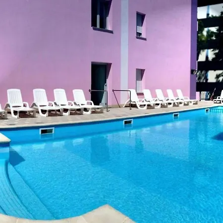 Bright With Terrace Appartamento *